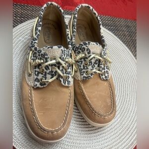Sperry Tan and Black Leopard Boat Shoes